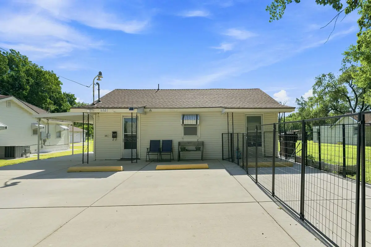 1132 N Sheridan Ave, Wichita, KS 67203 - #1