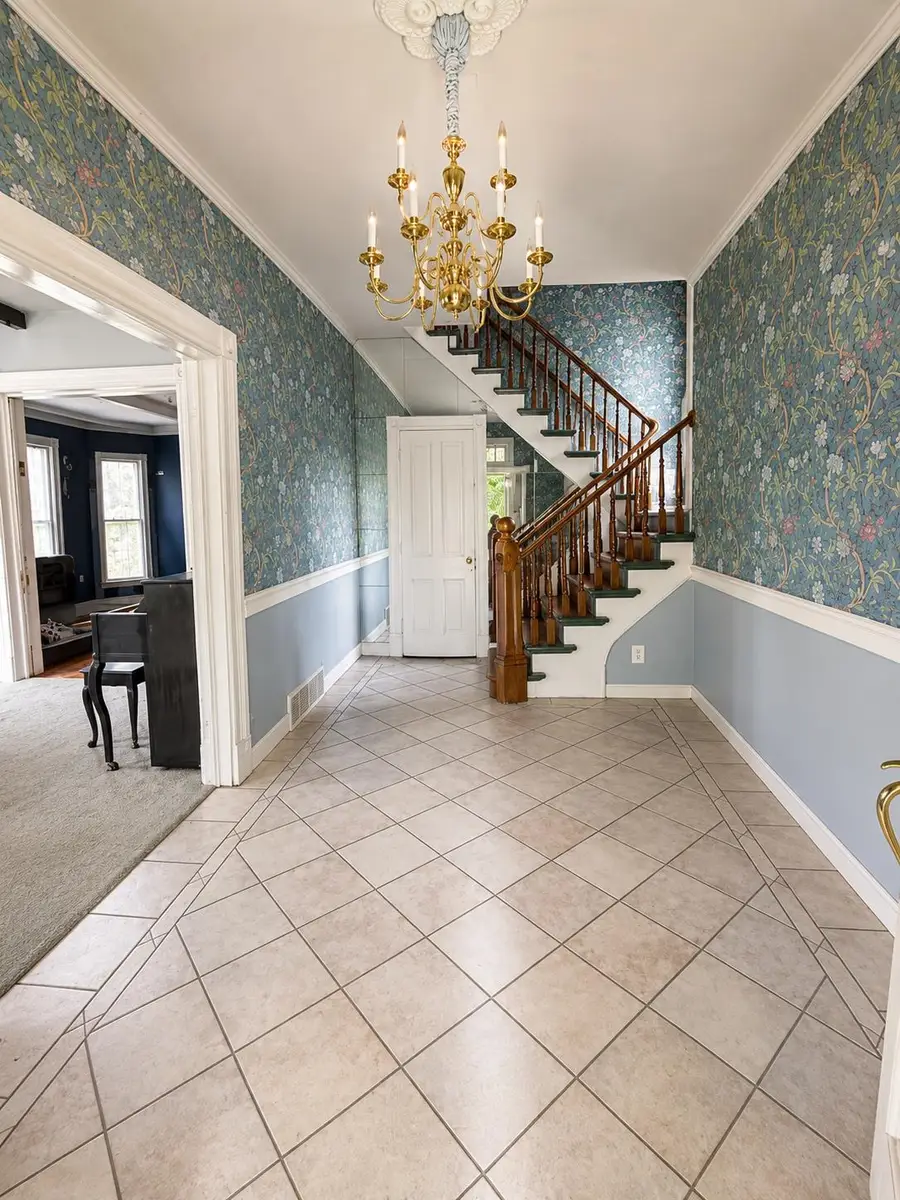 1121 N Bitting Ave, Wichita, KS 67203-3524 - #2