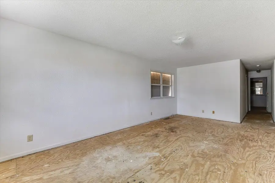 7025 W Frazier, Wichita, KS 67212 - #2