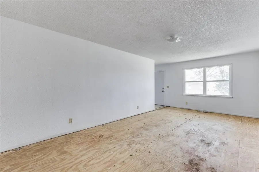 7025 W Frazier, Wichita, KS 67212 - #3