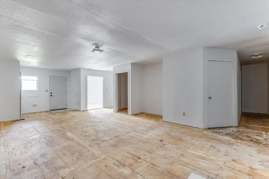545 N Summitlawn, Wichita, KS 67212 - #3