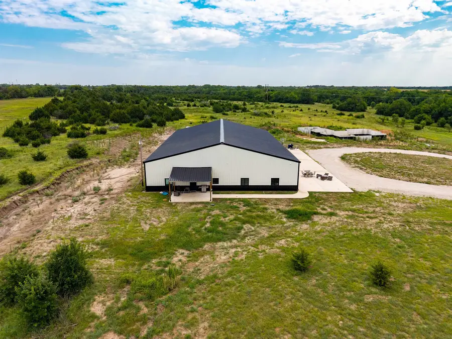 10730 E 103rd St S, Mulvane, KS 67110 - #3