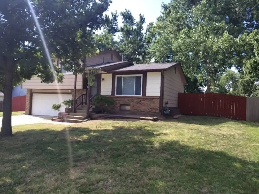 3153 N Cranberry St, Wichita, KS 67226 - #3