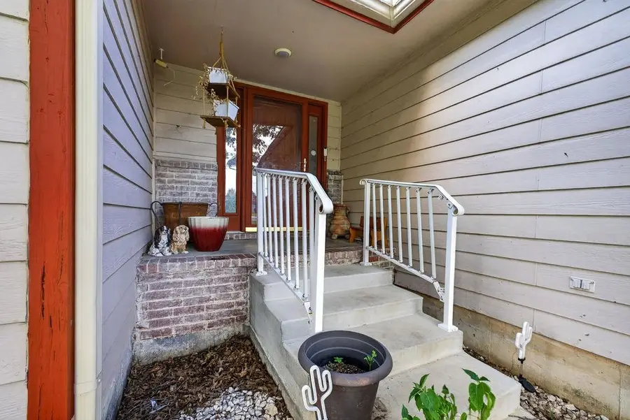 1802 S Hoyt Cir, Wichita, KS 67207 - #3