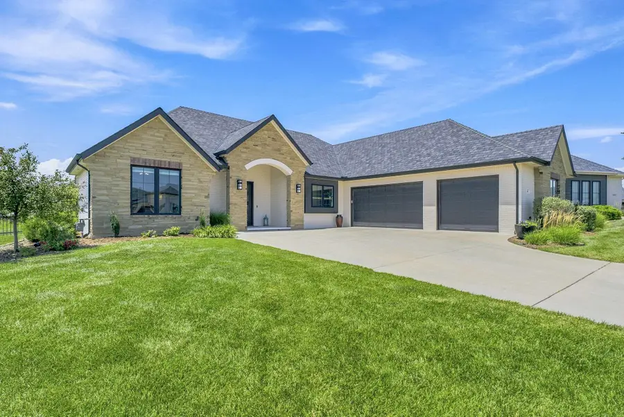 10904 E Steeplechase Ct, Wichita, KS 67206 - #2