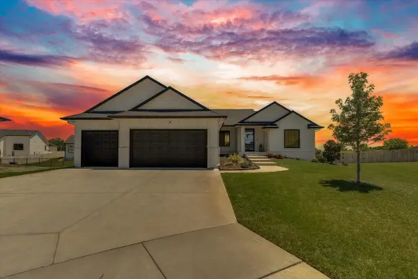 5919 W Kollmeyer, Wichita, KS 67205