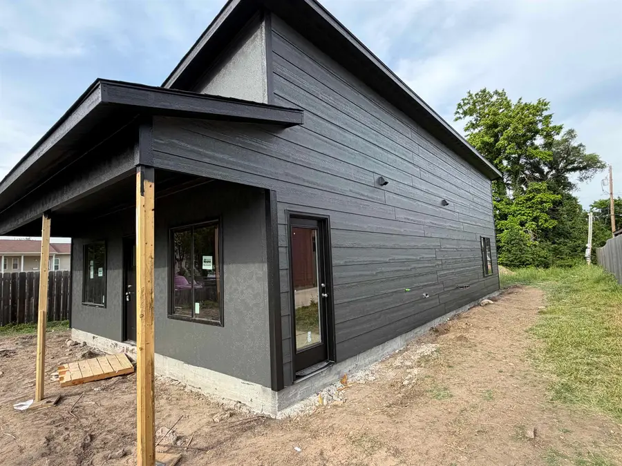1036 N Cleveland, Wichita, KS 67214 - #2