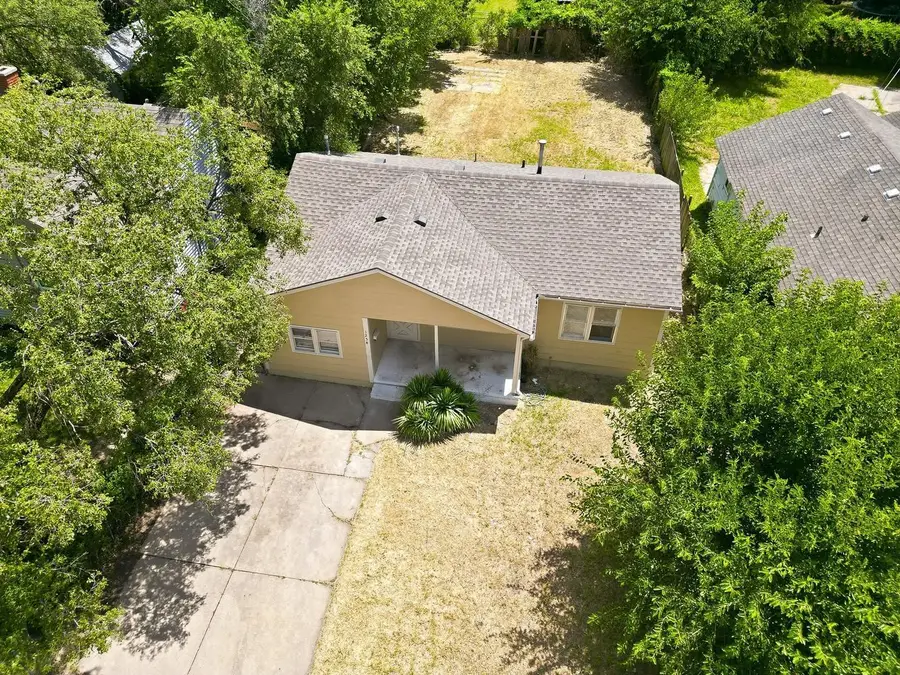 1234 N Chautauqua Ave, Wichita, KS 67214 - #2