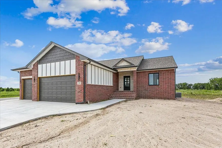 3502 S Bluelake Ct, Wichita, KS 67215 - #2