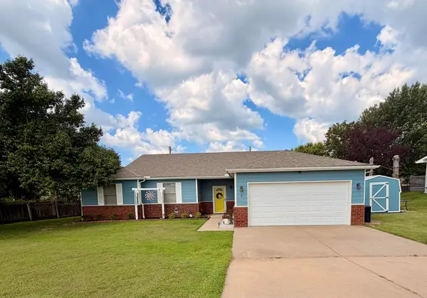 1 Lomond Terrace, Winfield, KS 67156