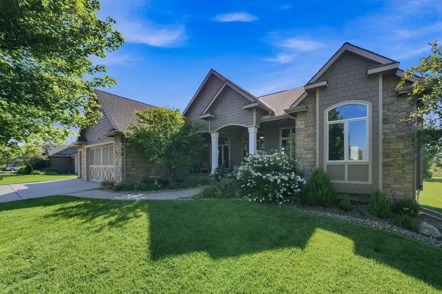 1717 E Elk Ridge Ave, Goddard, KS 67052 - #2