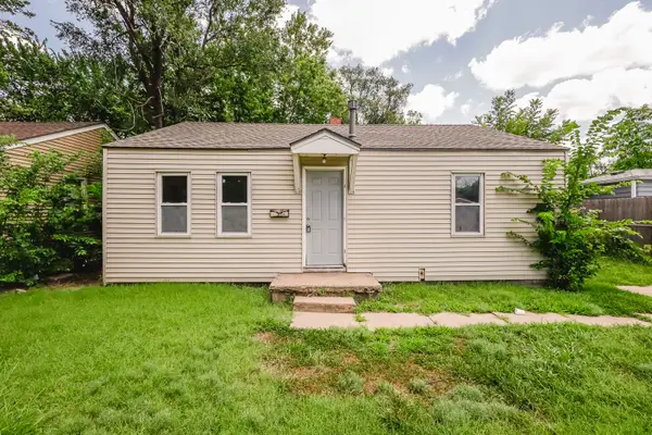 1738 N Poplar, Wichita, KS 67214