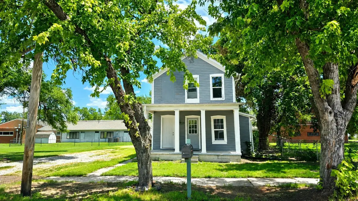 710 N 9th St, Salina, KS 67401 - #1
