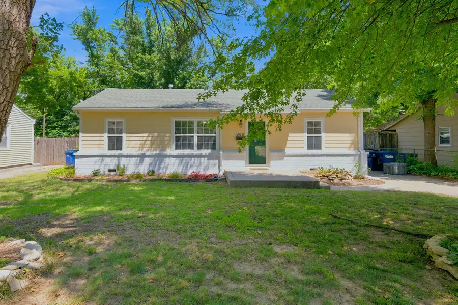 908 N Kokomo Ave, Derby, KS 67037 - #3