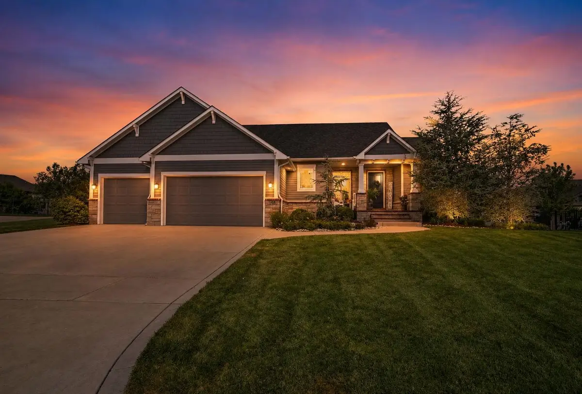 105 N Kennedy Ct, Wichita, KS 67235 - #1