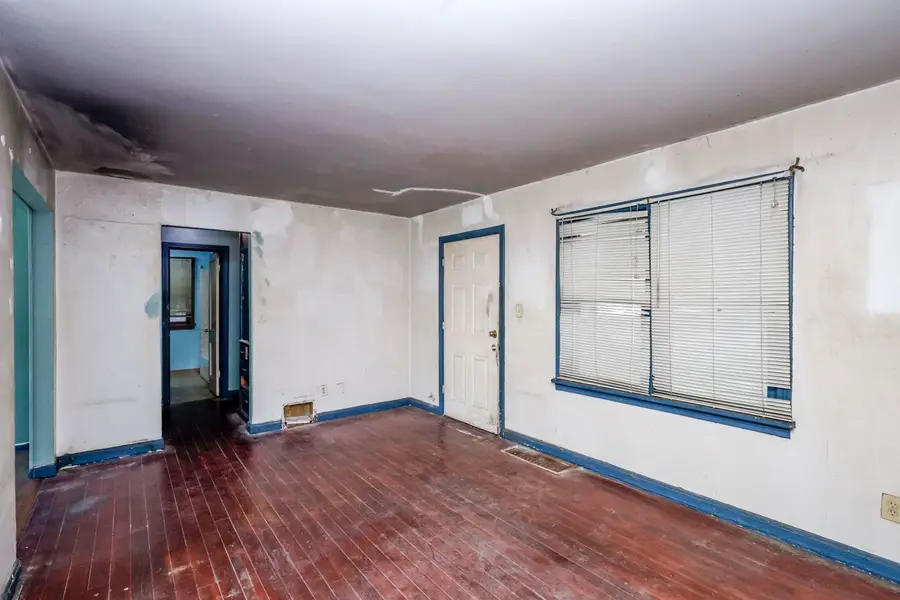 1301 N Dellrose, Wichita, KS 67208 - #2