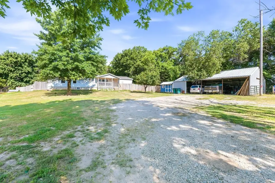 16775 SW Cherokee, Douglass, KS 67039 - #2