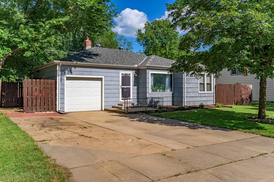 730 S Fountain Ave, Wichita, KS 67218-2131 - #2