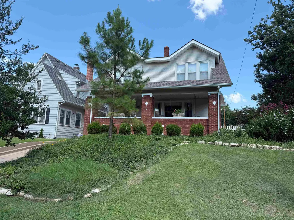426 S Yale, Wichita, KS 67218 - #1