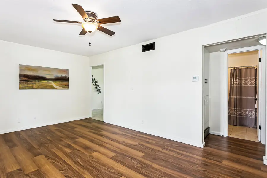 1924 S Fern Ave, Wichita, KS 67213 - #3