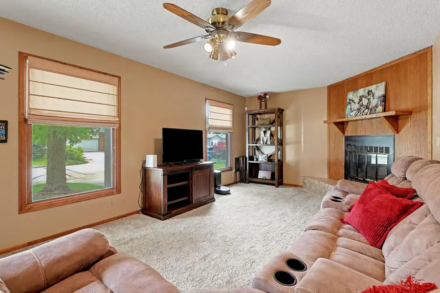 514 W 54th St S, Wichita, KS 67217 - #3