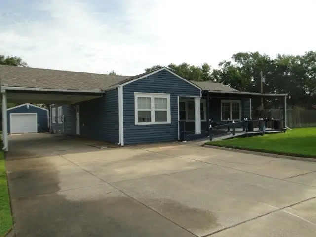 408 E Jones St., Maize, KS 67101 - #3