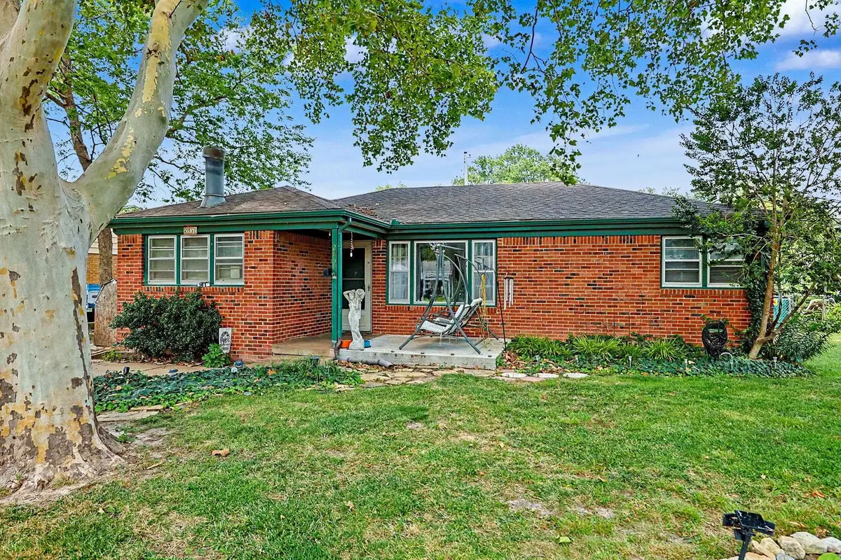 2858 S Laura, Wichita, KS 67216 - #1