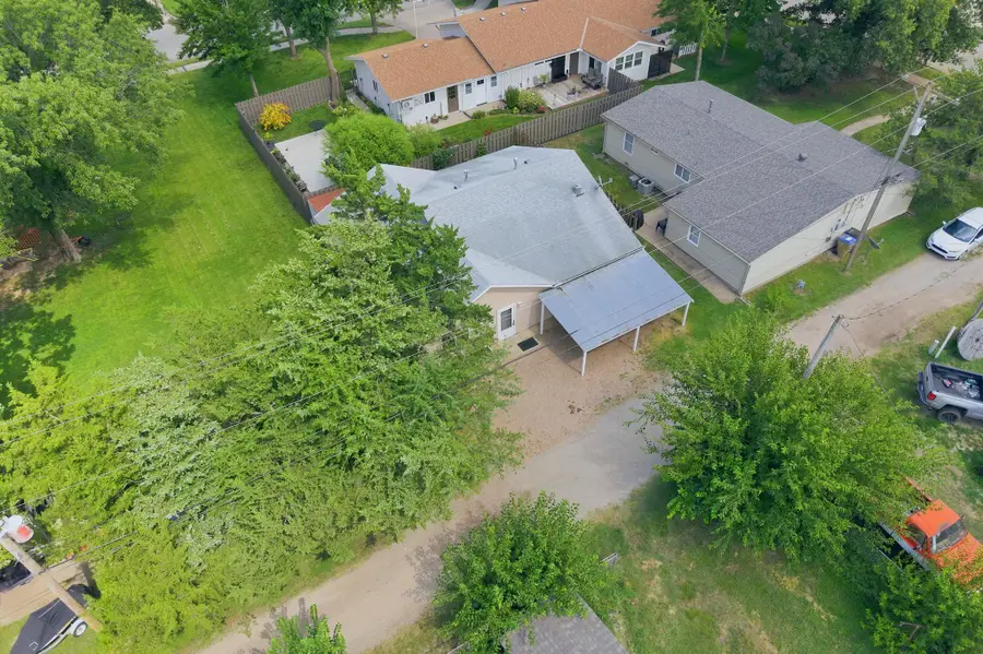 311 N Garfield St, Cheney, KS 67025 - #3