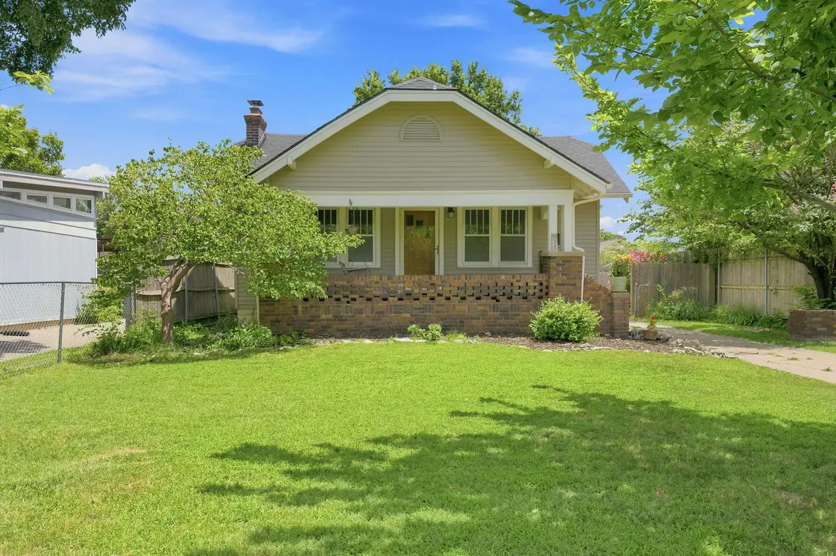 924 N Amidon Ave, Wichita, KS 67203-3113 - #1