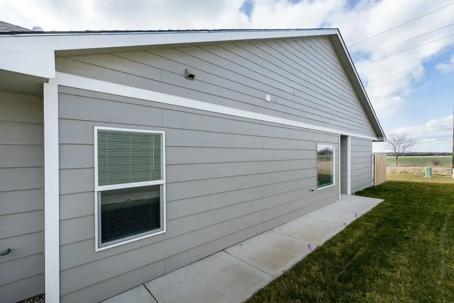 5407 N Colburn Ct, Wichita, KS 67220 - #2