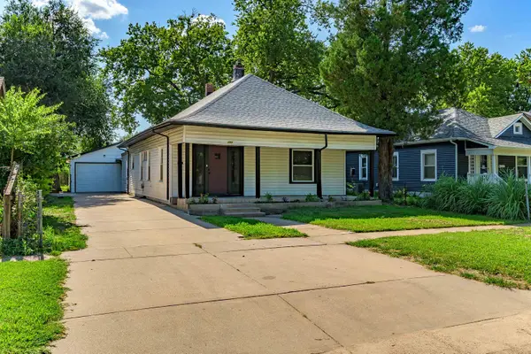205 N Sedgwick St, Wichita, KS 67203-5647