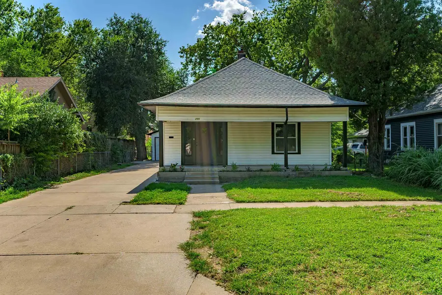 205 N Sedgwick St, Wichita, KS 67203-5647 - #2