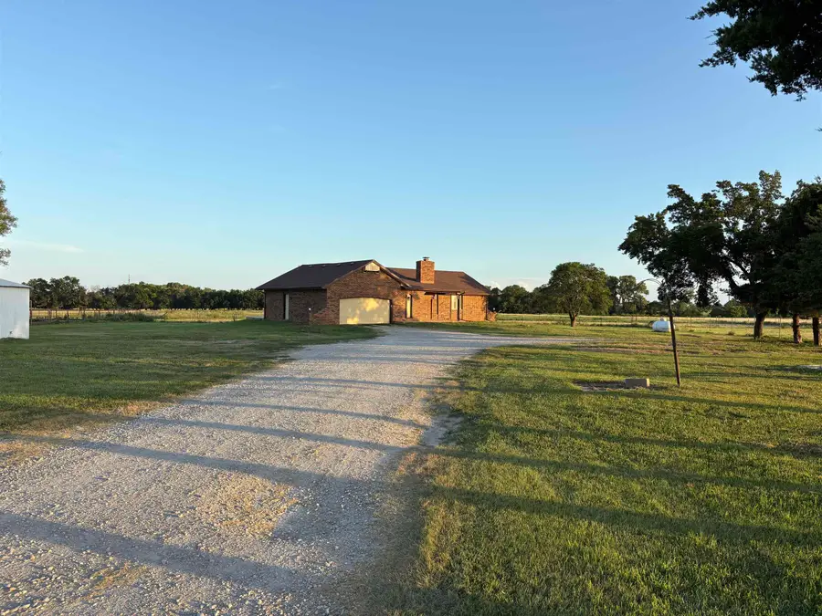 4457 SW 120th St, Augusta, KS 67010 - #2