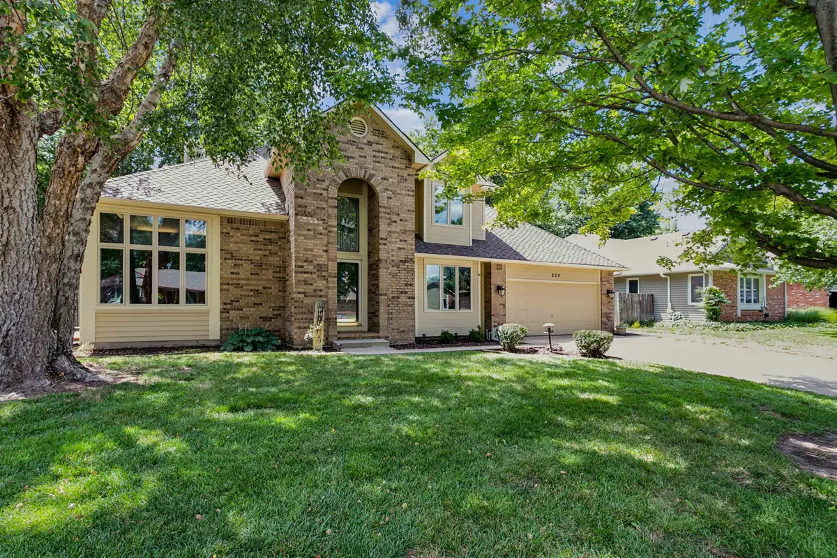 229 N Shefford St, Wichita, KS 67212 - #1