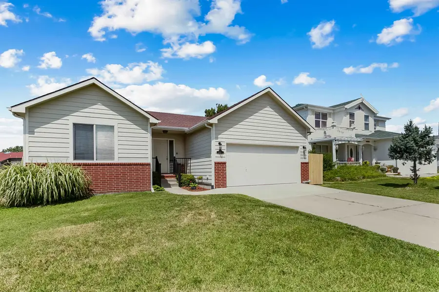 10621 E Fawn Grove St, Wichita, KS 67201 - #2