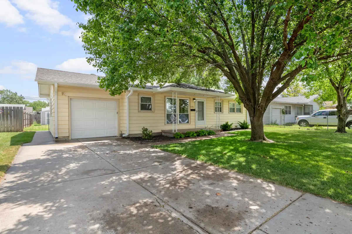 3236 S Bonn Ave, Wichita, KS 67217 - #1
