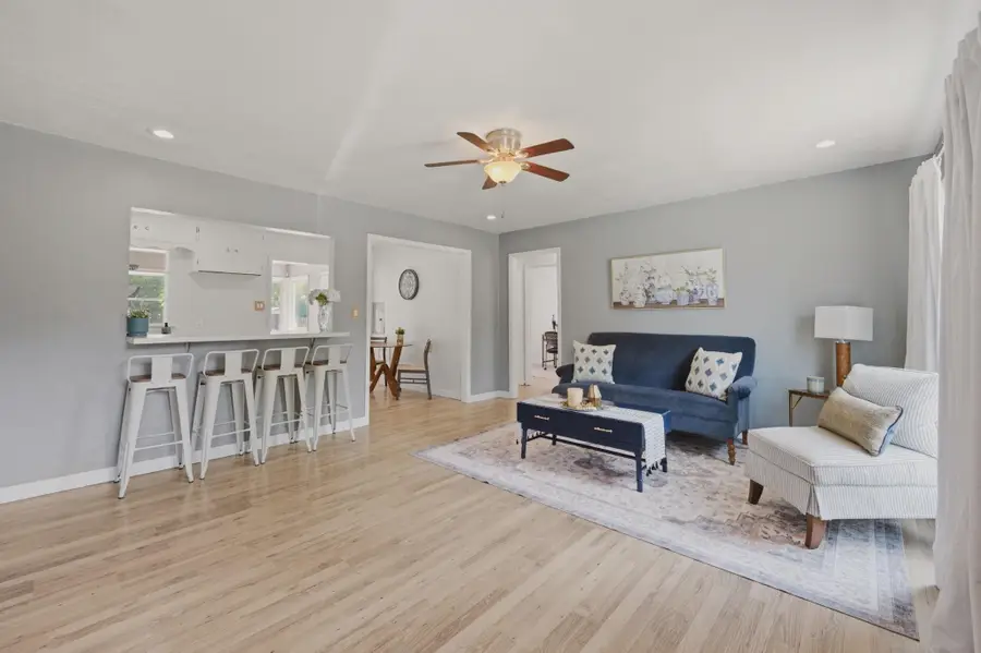 520 W Blake St, Wichita, KS 67213 - #2