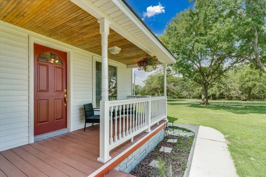 10809 W 95th St S, Clearwater, KS 67026 - #3