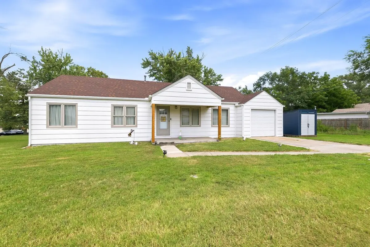 1206 N Bobbie, Augusta, KS 67010 - #1