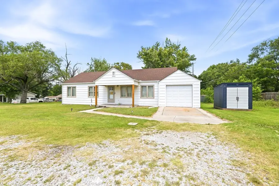 1206 N Bobbie, Augusta, KS 67010 - #2