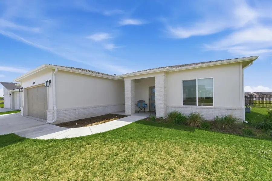 1017 Long Path St, Goddard, KS 67052 - #3