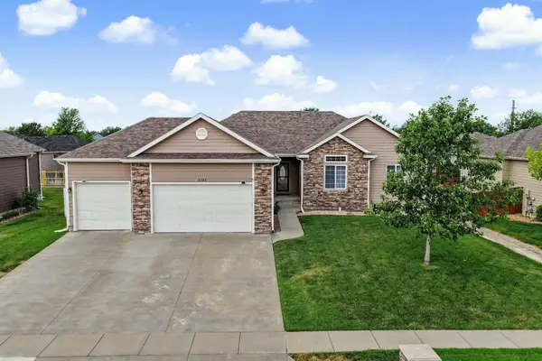 2122 Redhawk Ln., Salina, KS 67401