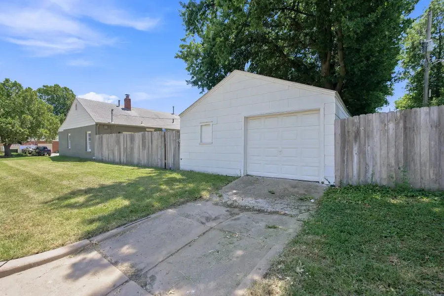 801 S Lightner, Wichita, KS 67218 - #3
