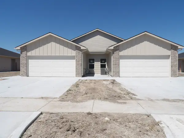 921-923 S Fox Ridge St, Newton, KS 67114