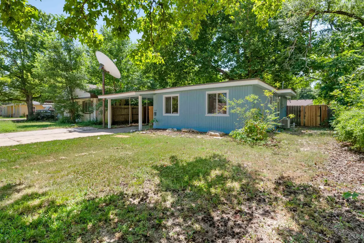 3109 S Alpine Ave, Wichita, KS 67216 - #1