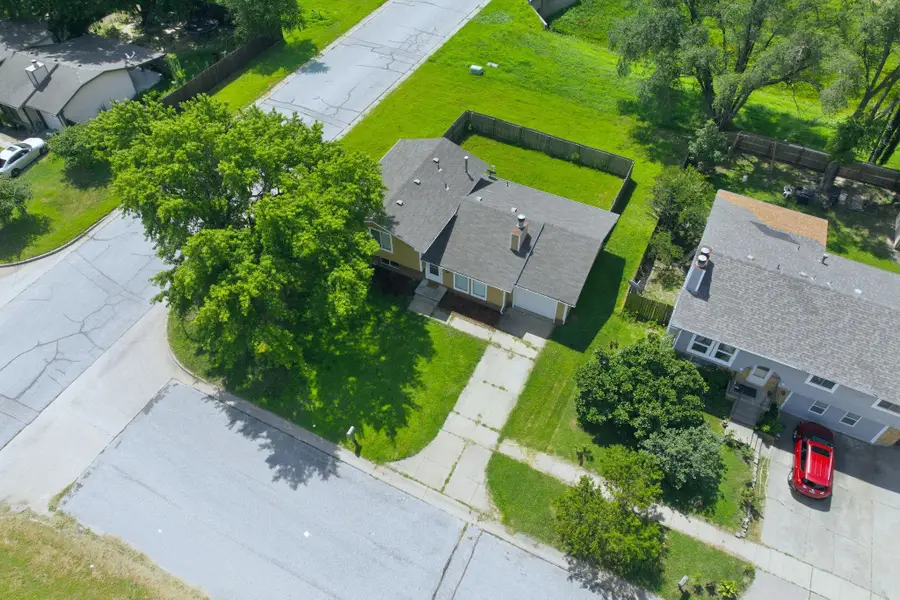435 E Campus St, Wichita, KS 67216 - #2