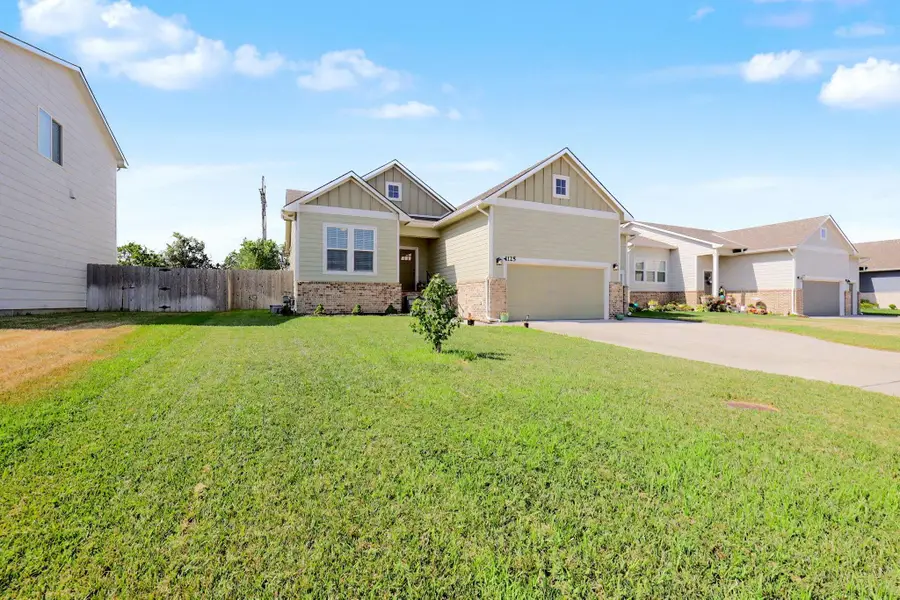 1125 E Prairie Hill Cir, Park City, KS 67219 - #2