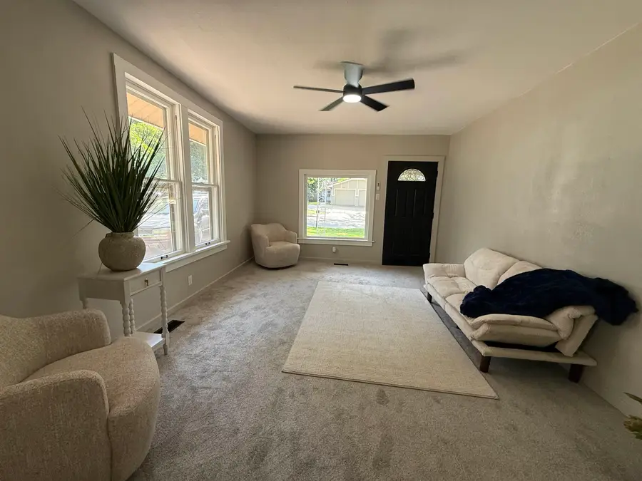 731 S Belmont St, Wichita, KS 67218 - #3