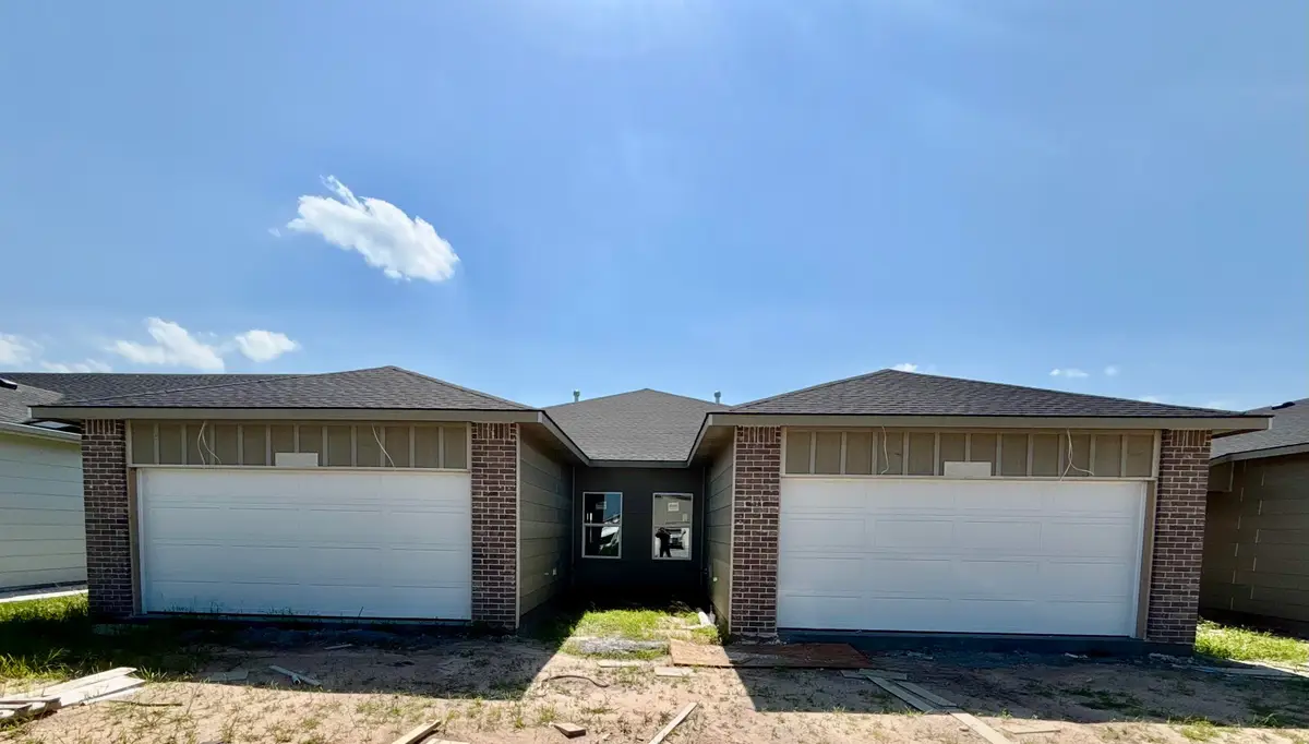 2105 N Melody Ln, Goddard, KS 67052 - #1