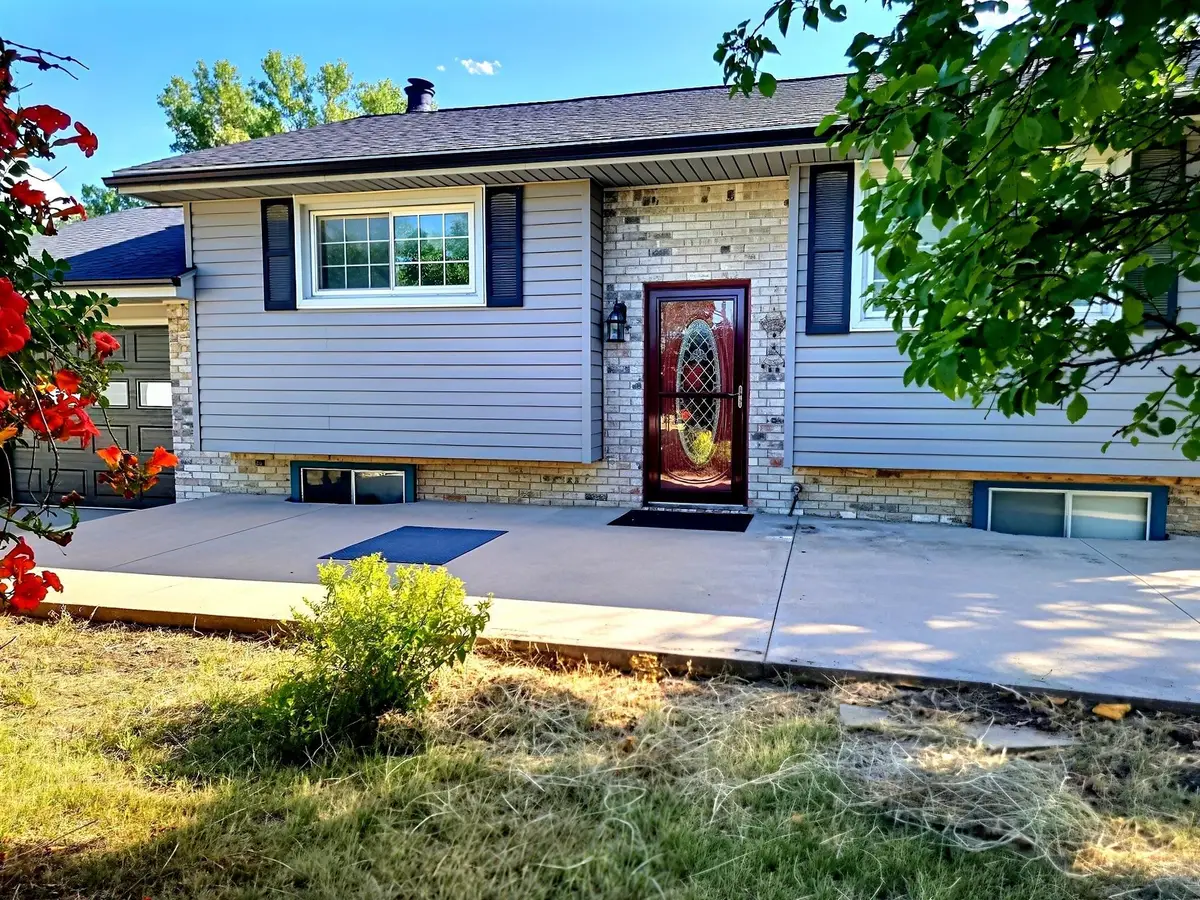 13027 SW 157th Ter, Rose Hill, KS 67133 - #1